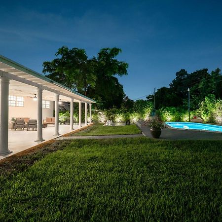 New Tropical Oasis Retreat In Miami Villa Bagian luar foto