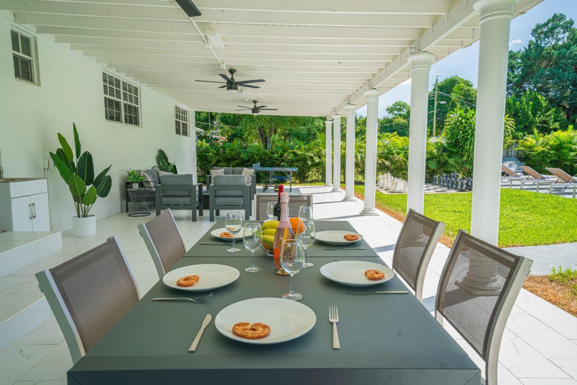 New Tropical Oasis Retreat In Miami Villa Bagian luar foto