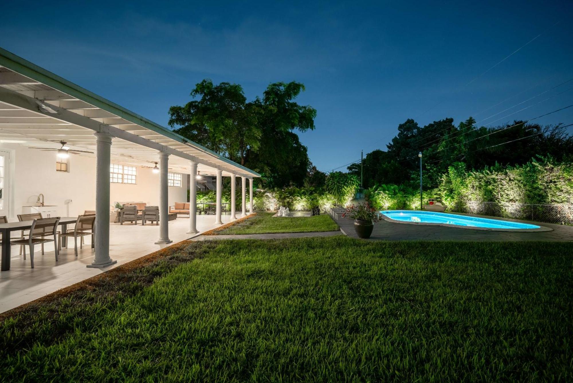 New Tropical Oasis Retreat In Miami Villa Bagian luar foto