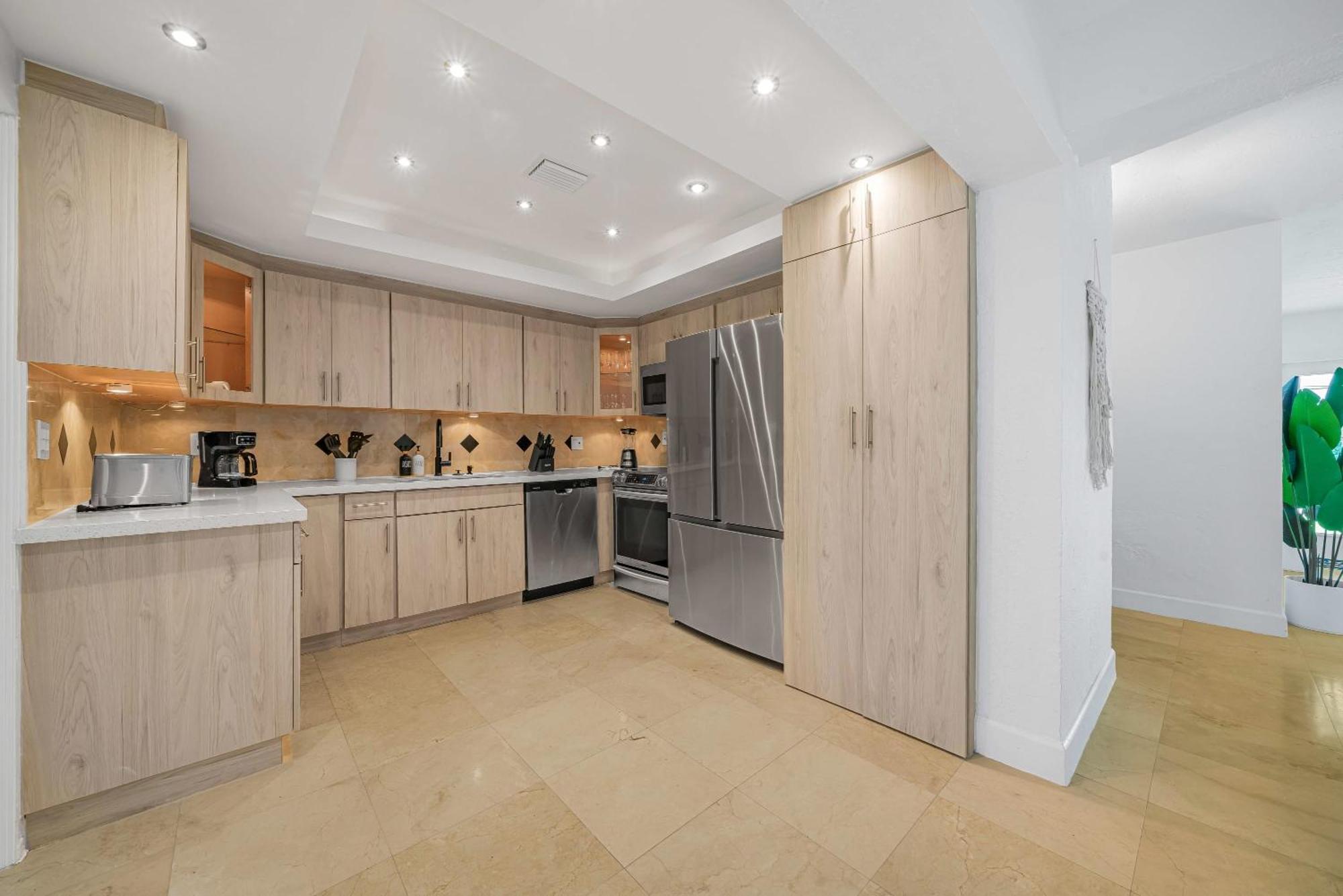 New Tropical Oasis Retreat In Miami Villa Bagian luar foto