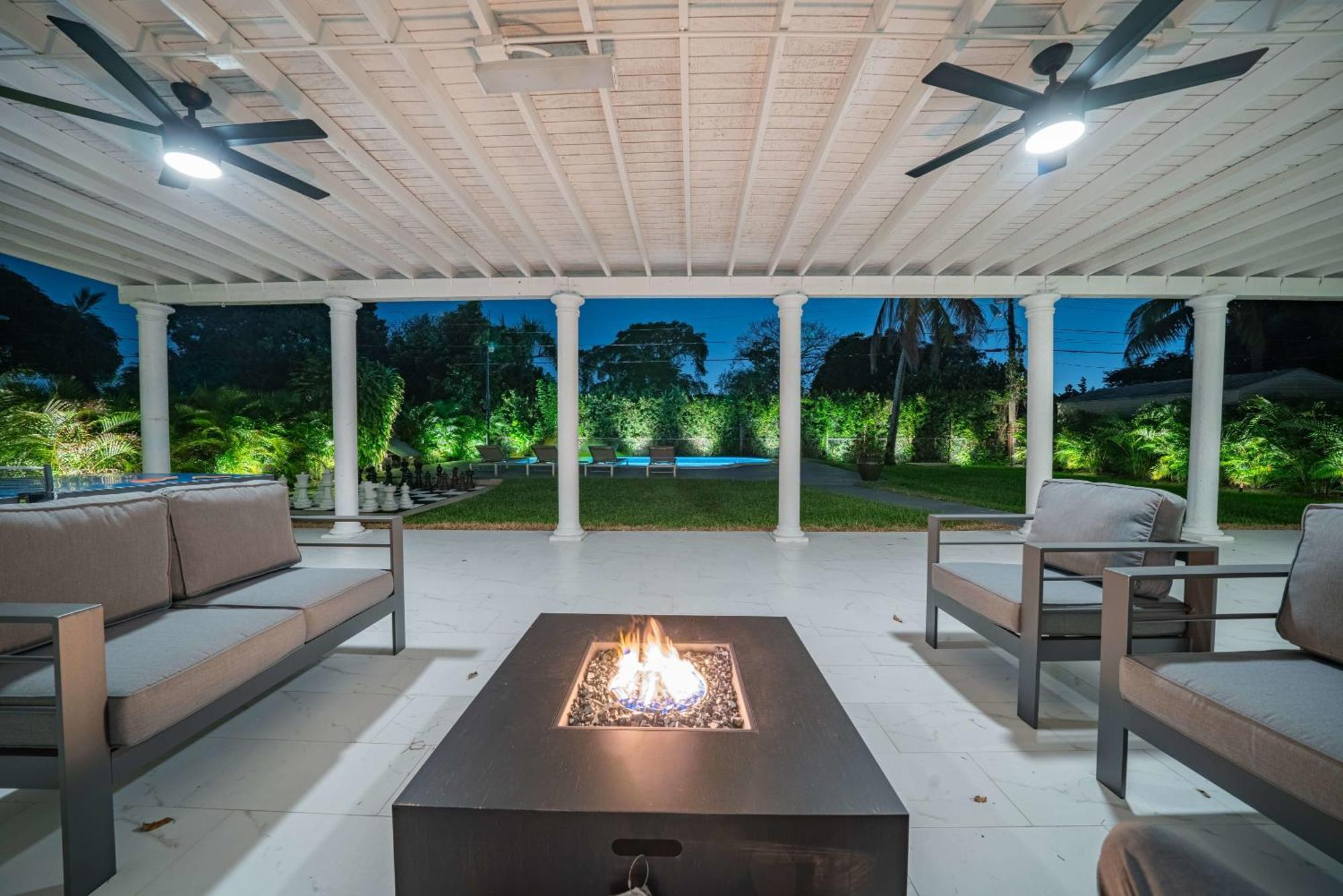 New Tropical Oasis Retreat In Miami Villa Bagian luar foto